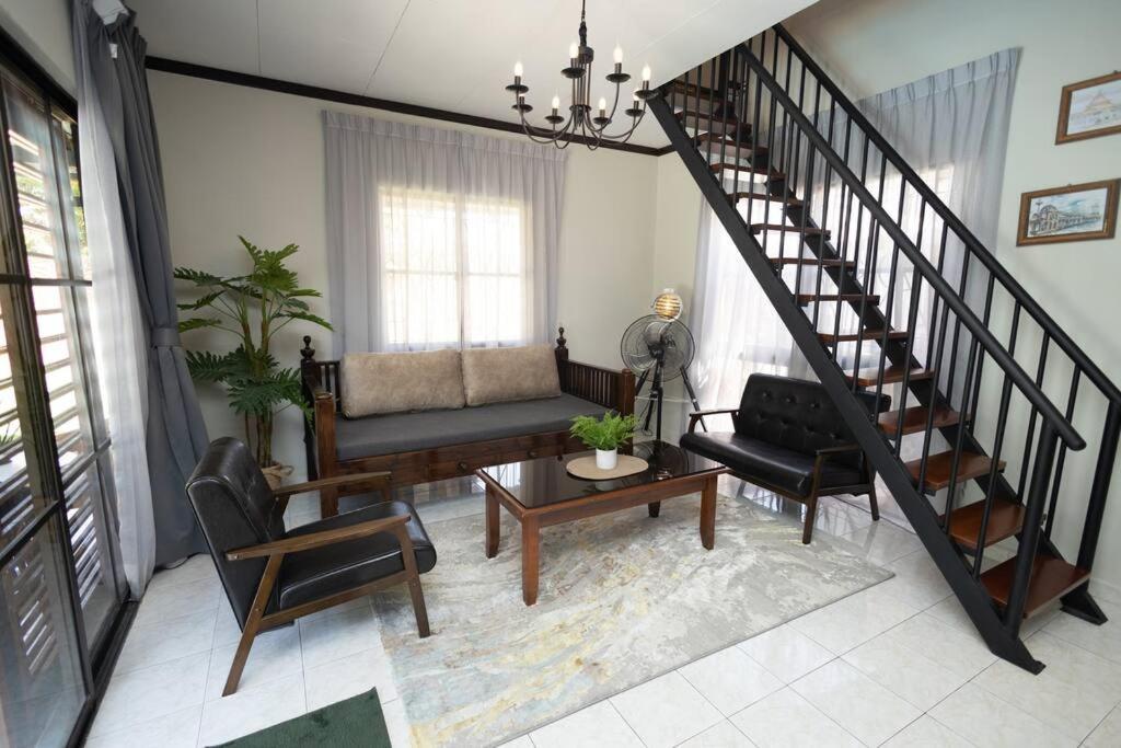 Loft Villa 1190 - Islamic Homestay Malacca Exteriör bild