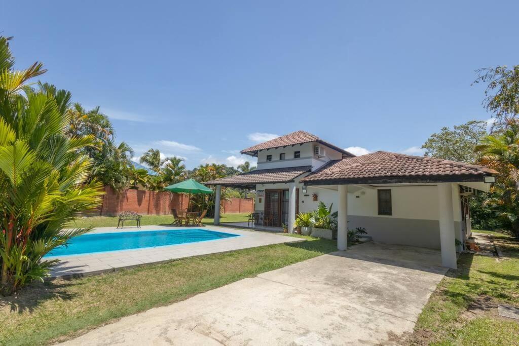 Loft Villa 1190 - Islamic Homestay Malacca Exteriör bild